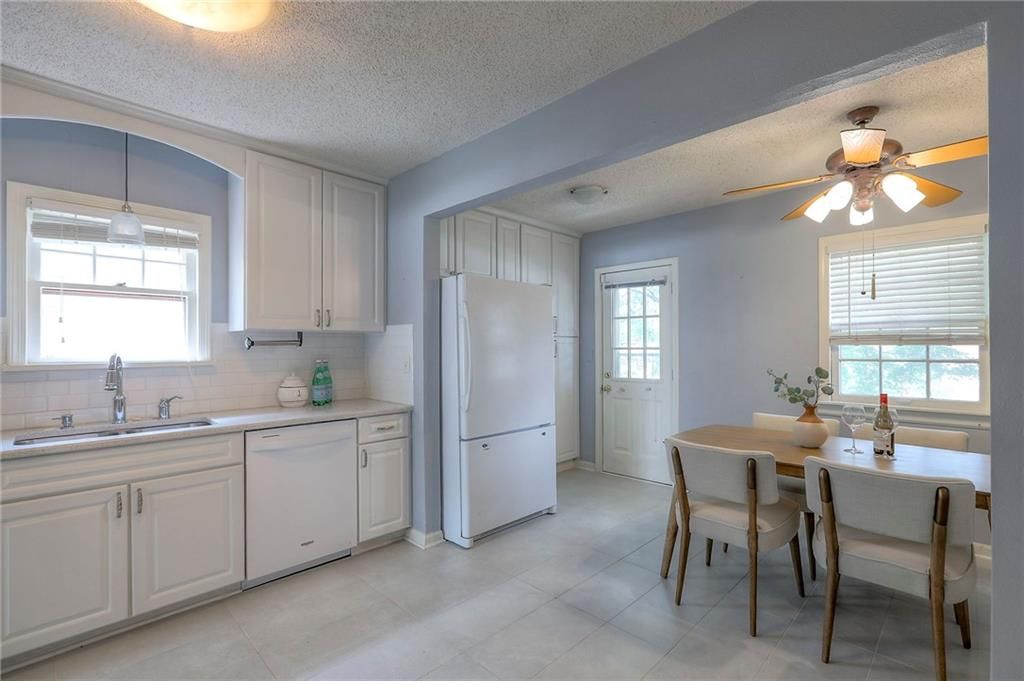 722 E Meyer Boulevard, Kansas City, MO 64131