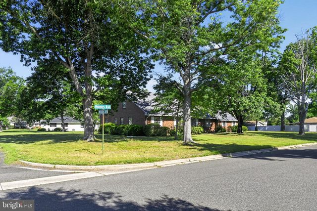 940 HOLMES AVE, Vineland, NJ 08361