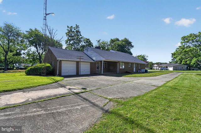 940 HOLMES AVE, Vineland, NJ 08361