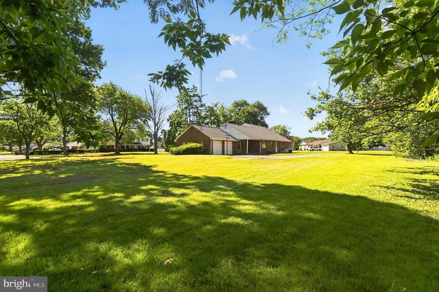940 HOLMES AVE, Vineland, NJ 08361
