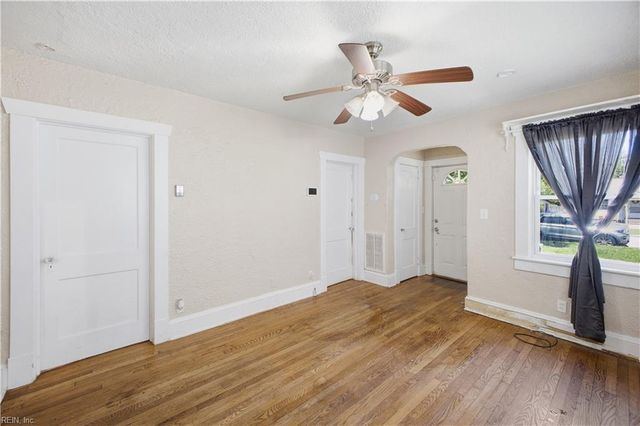 227 Beechwood AVE, Norfolk, VA 23505