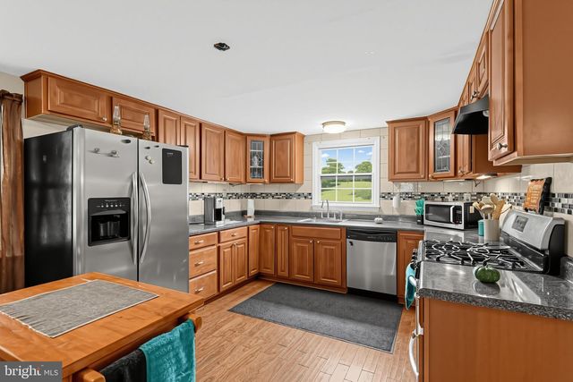 17110 LONGDRAFT RD, Gaithersburg, MD 20878