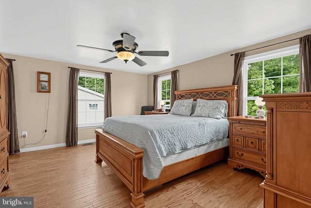 17110 LONGDRAFT RD, Gaithersburg, MD 20878