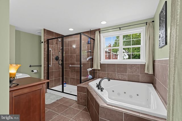 17110 LONGDRAFT RD, Gaithersburg, MD 20878