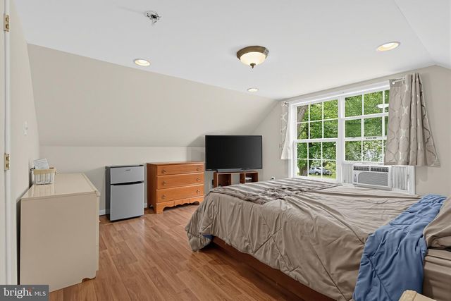 17110 LONGDRAFT RD, Gaithersburg, MD 20878