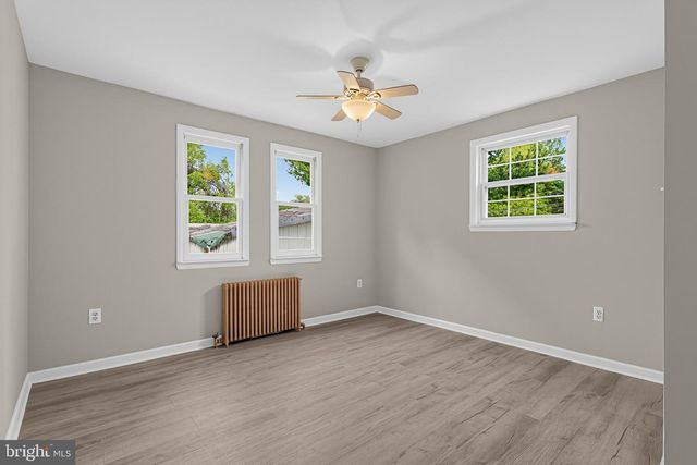 17110 LONGDRAFT RD, Gaithersburg, MD 20878