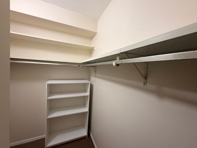 1551 Ashland Avenue 205, Des Plaines, IL 60016