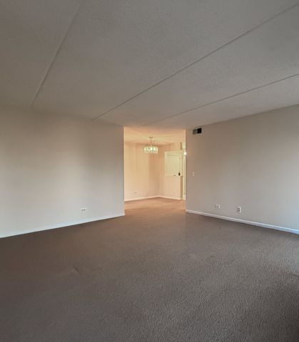 1551 Ashland Avenue 205, Des Plaines, IL 60016