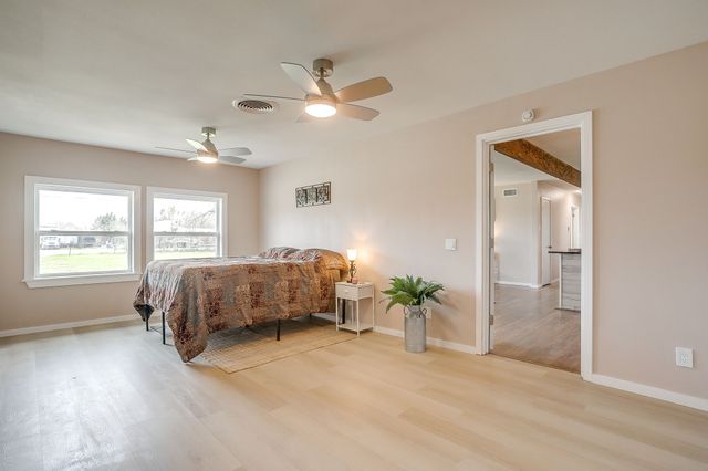 5204 Teague Road, Fort Worth, TX 76140