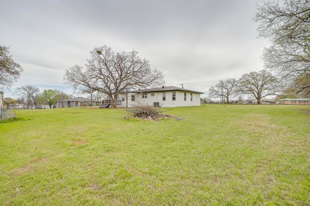 5204 Teague Road, Fort Worth, TX 76140