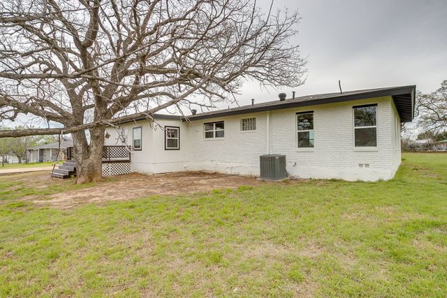 5204 Teague Road, Fort Worth, TX 76140