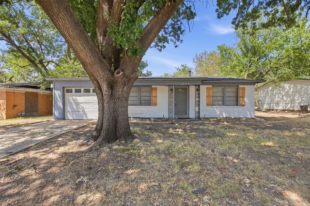 1203 Belvedere Drive, Arlington, TX 76010