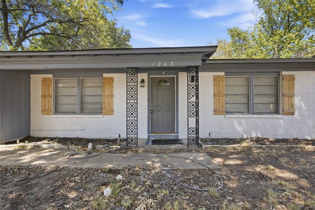 1203 Belvedere Drive, Arlington, TX 76010
