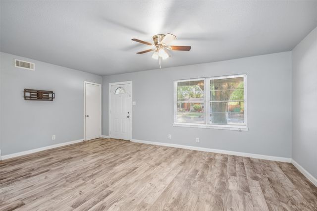 1203 Belvedere Drive, Arlington, TX 76010