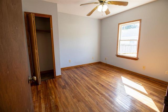 910 Fall Street, Lake Charles, LA 70601