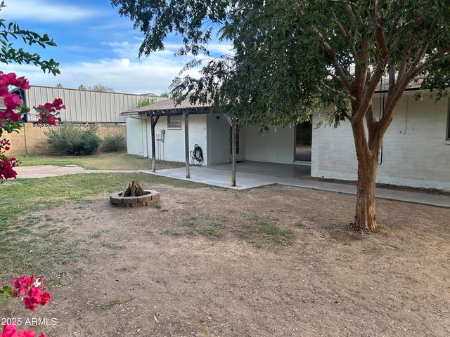 6120 E HOBART Street, Mesa, AZ 85205