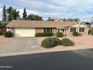 6120 E HOBART Street, Mesa, AZ 85205