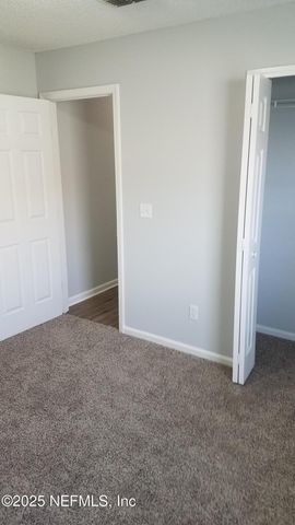 1911 HUNTERS TRACE Circle, Middleburg, FL 32068
