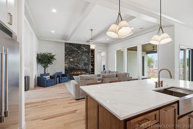 4125 W 113th Place, Jenks, OK 74037