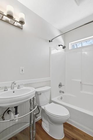 719 E B St, Deer Park, WA 99006