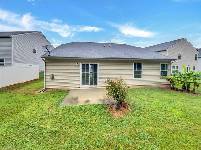 4832 Old Towne Village Circle, Winston-salem, NC 27040