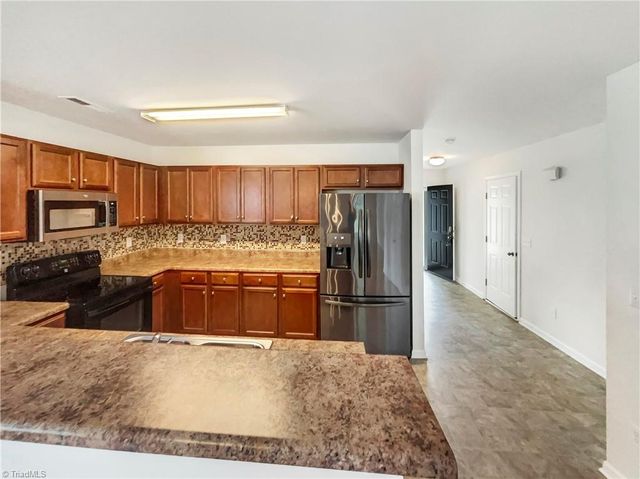 4832 Old Towne Village Circle, Winston-salem, NC 27040