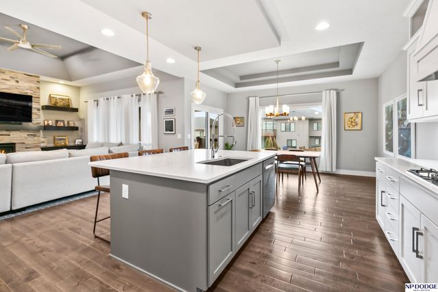 18363 Lake Circle, Elkhorn, NE 68022