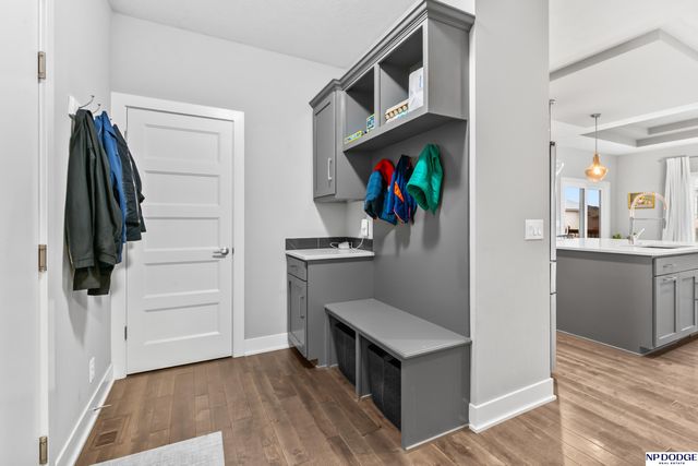 18363 Lake Circle, Elkhorn, NE 68022