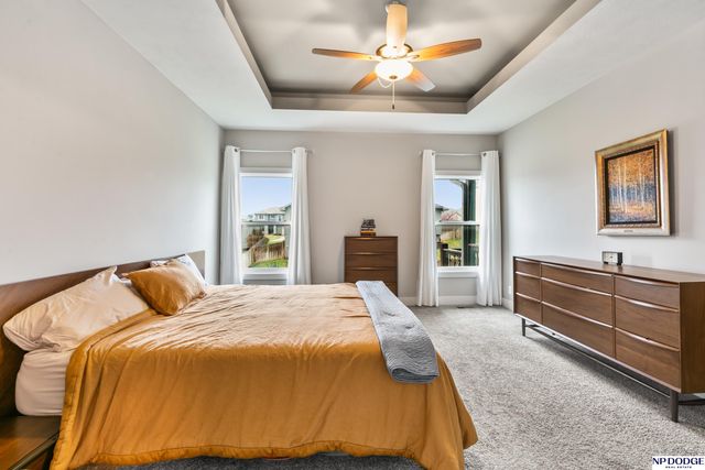 18363 Lake Circle, Elkhorn, NE 68022