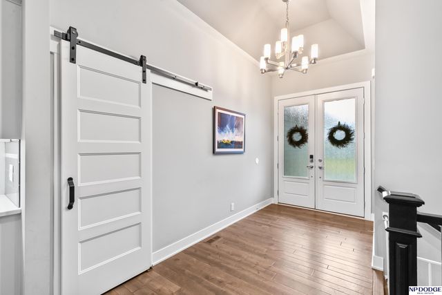 18363 Lake Circle, Elkhorn, NE 68022