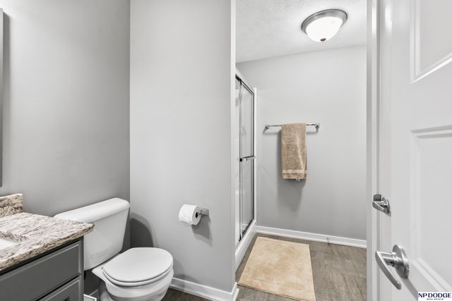 18363 Lake Circle, Elkhorn, NE 68022