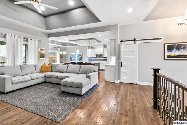 18363 Lake Circle, Elkhorn, NE 68022