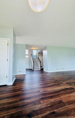 2331 wilson creek Circle 2331, Aurora, IL 60504
