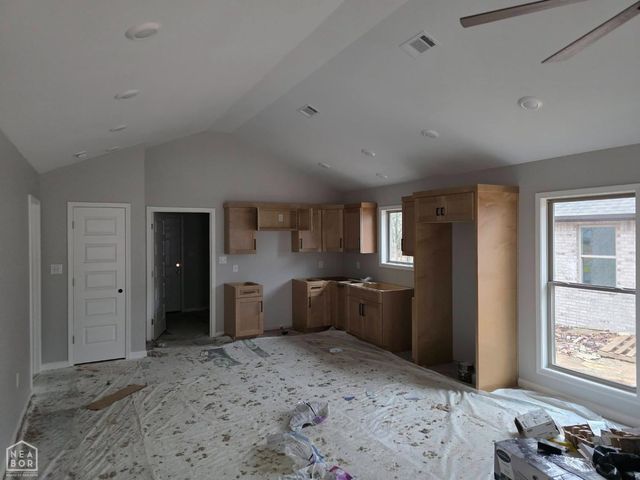 802 N 3rd Street, Paragould, AR 72450