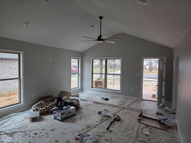 802 N 3rd Street, Paragould, AR 72450