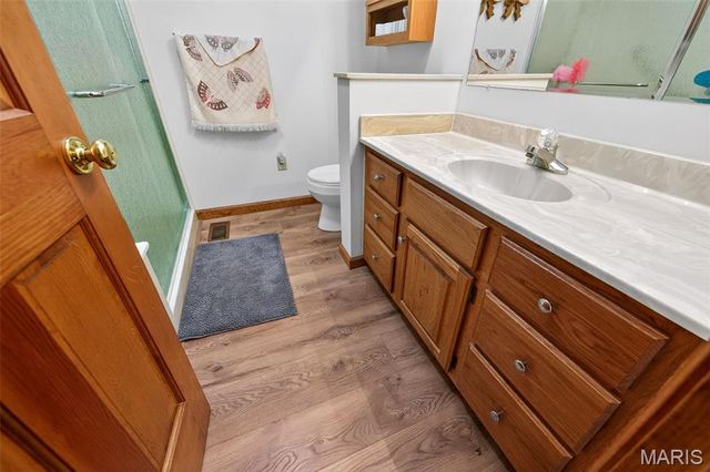 101 Hilltop Court, Washington, MO 63090