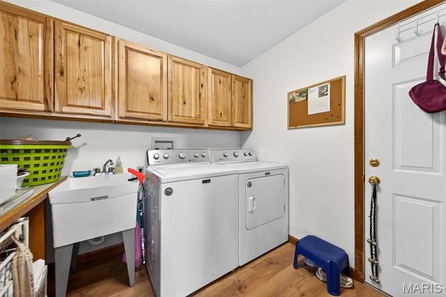 101 Hilltop Court, Washington, MO 63090