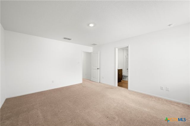649 Marty Allen Loop, Jarrell, TX 76537