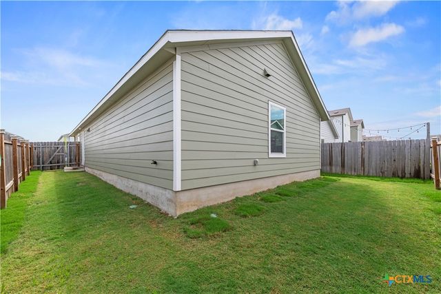 649 Marty Allen Loop, Jarrell, TX 76537