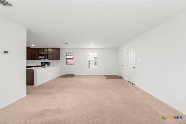 649 Marty Allen Loop, Jarrell, TX 76537