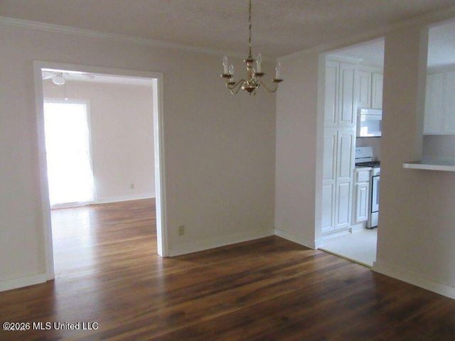 1616 Gordon Avenue, Biloxi, MS 39531