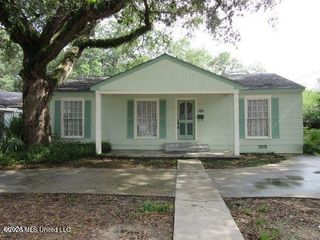 1616 Gordon Avenue, Biloxi, MS 39531