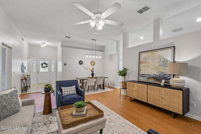 2025 FROGMORE Drive, Middleburg, FL 32068