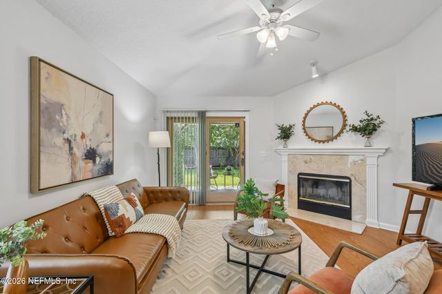 2025 FROGMORE Drive, Middleburg, FL 32068