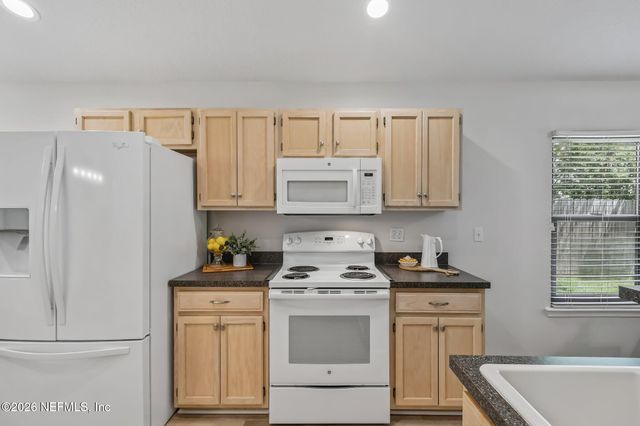 2025 FROGMORE Drive, Middleburg, FL 32068