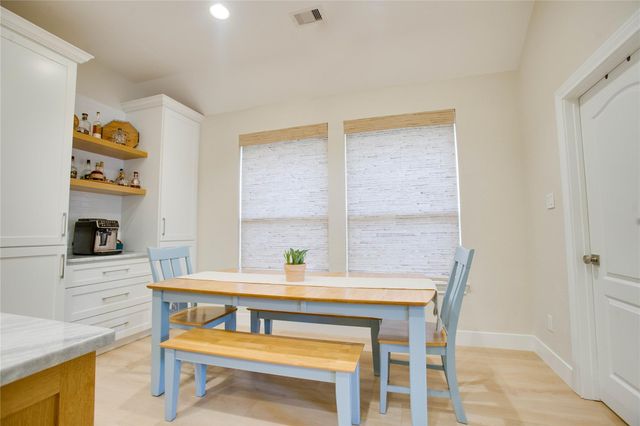 30 Fraiser Fir Place, Spring, TX 77389