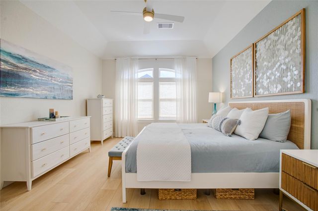 30 Fraiser Fir Place, Spring, TX 77389