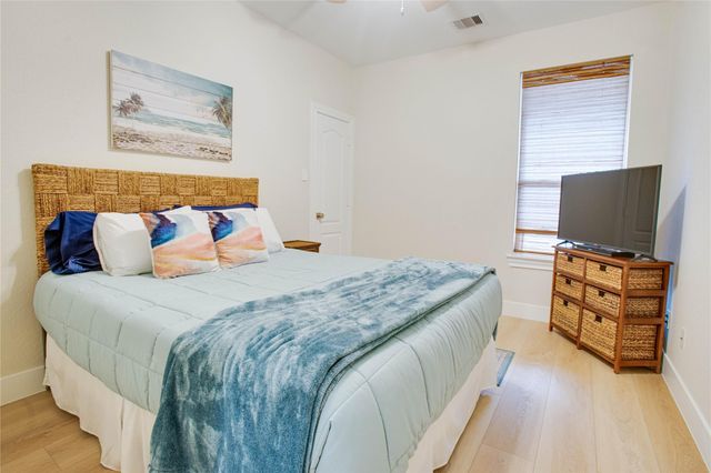 30 Fraiser Fir Place, Spring, TX 77389