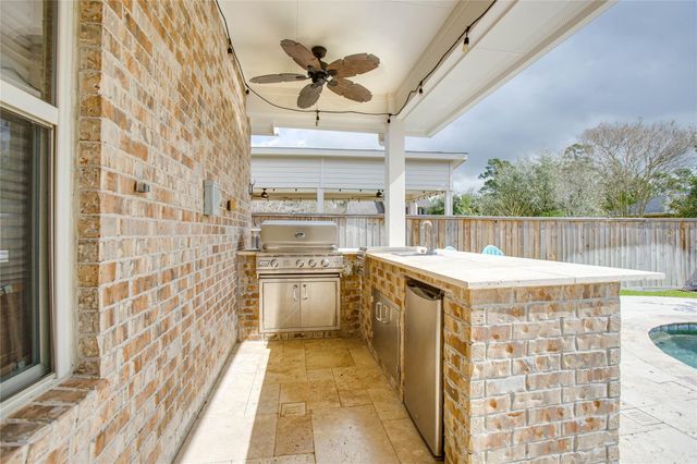 30 Fraiser Fir Place, Spring, TX 77389