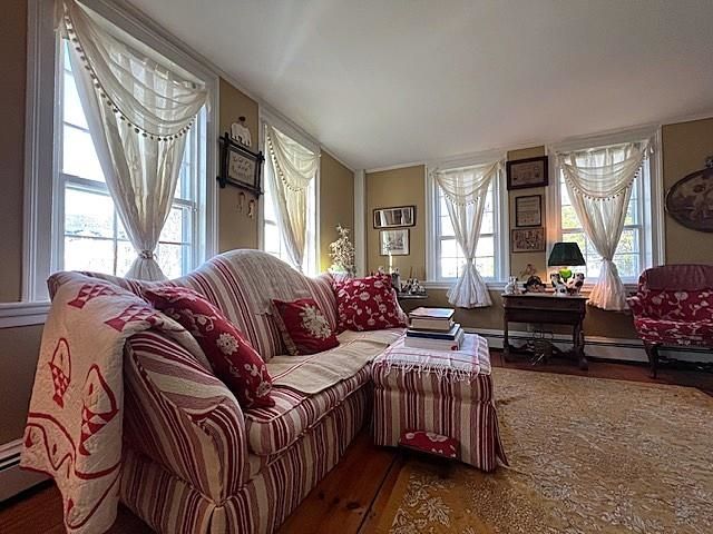 9 Templeton Turnpike, Fitzwilliam, NH 03447